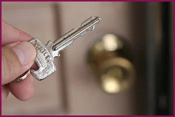 Edgewater NJ Locksmith Store Edgewater, NJ 201-528-4866 - 14-unlock-door